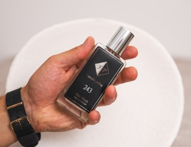 A 10 legjobb férfi parfüm hűvös napokra – francia inspiráció a frenchperfumes.hu kínálatából